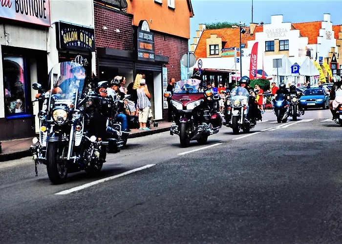 Leba Apartament * 莱鲍